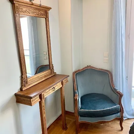 Athina Apartment *